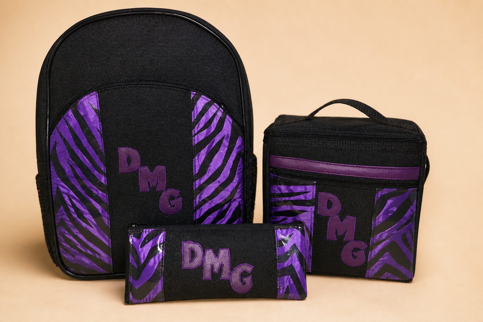 Personalized Kit vs Black & White Lunch Bag: Starter Sets Explained